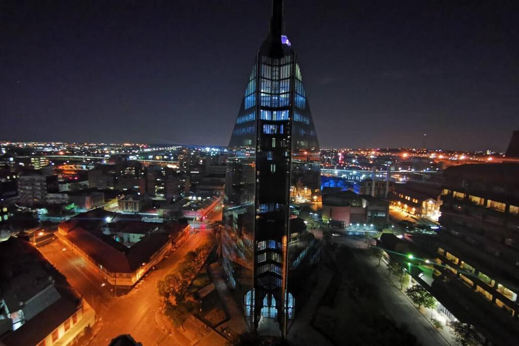Apartament 1507-Amazing Views & Unique Joburg Cbd Luxury Johannesburg Zewnętrze zdjęcie